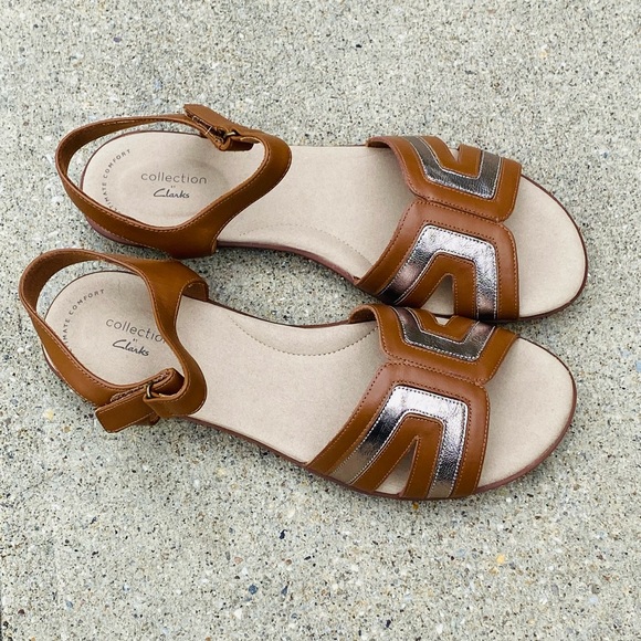 BNIB Clark’s Ada Sandal - Picture 5 of 7